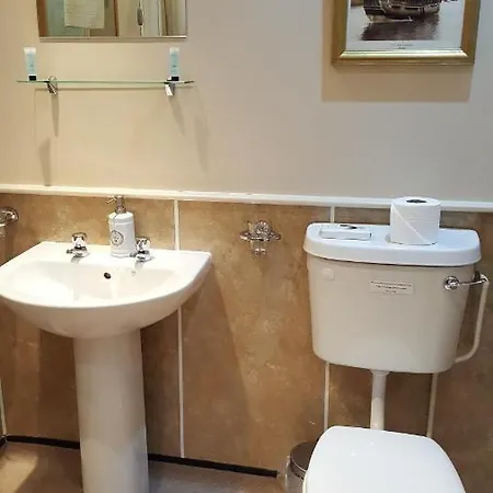 Moorgarth 3*