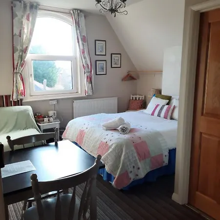 Moorgarth 3*